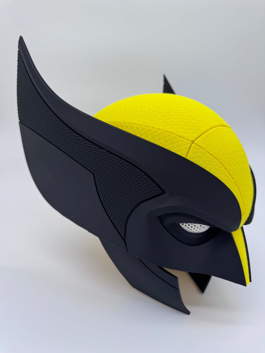 Wolverine snap on cosplay or collectible mask