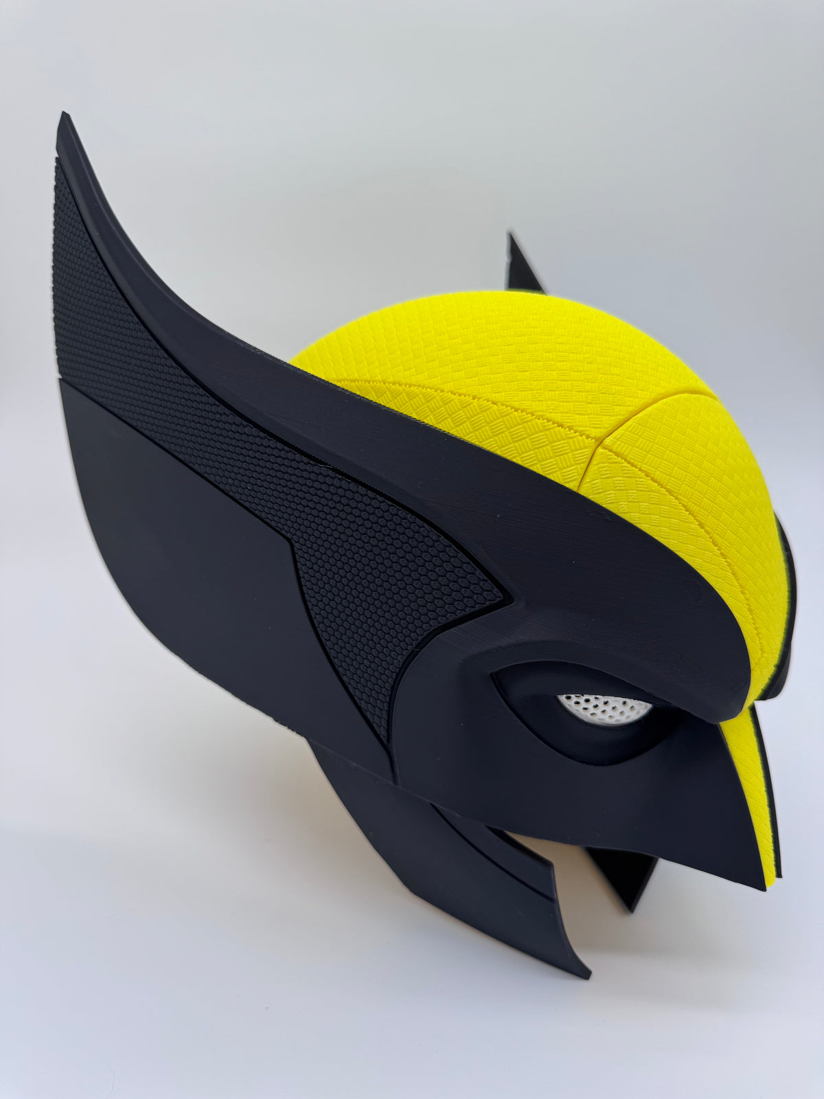 Wolverine snap on cosplay or collectible mask