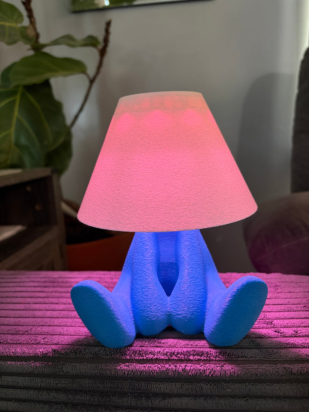 Shy kid LED Lamp with remote usb
