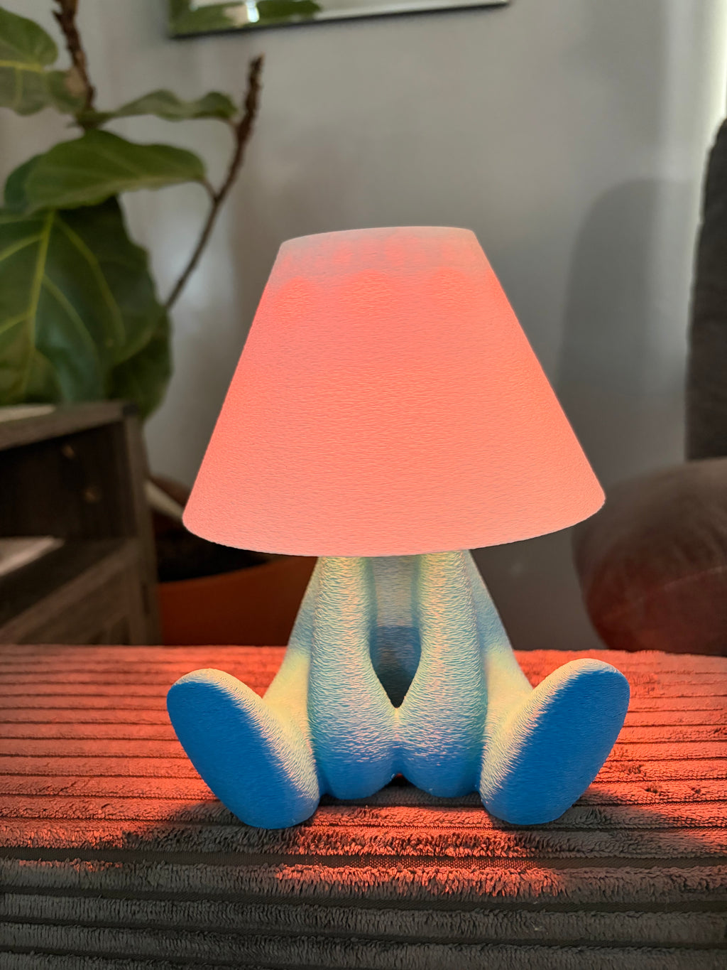 Shy kid LED Lamp with remote usb